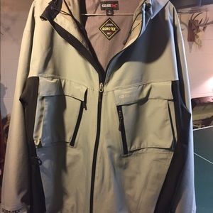 Men’s Goretex Coat